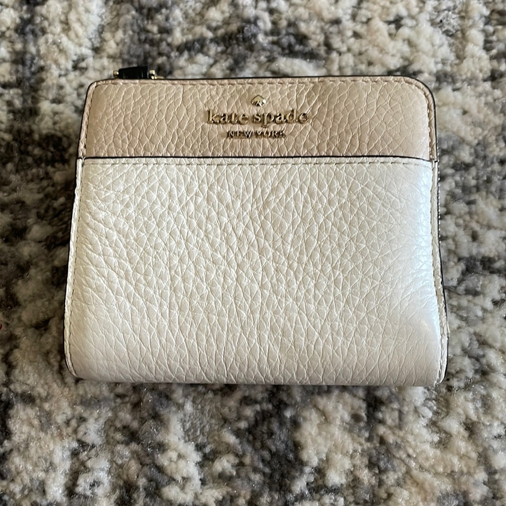 Kate Spade Mini Wallet